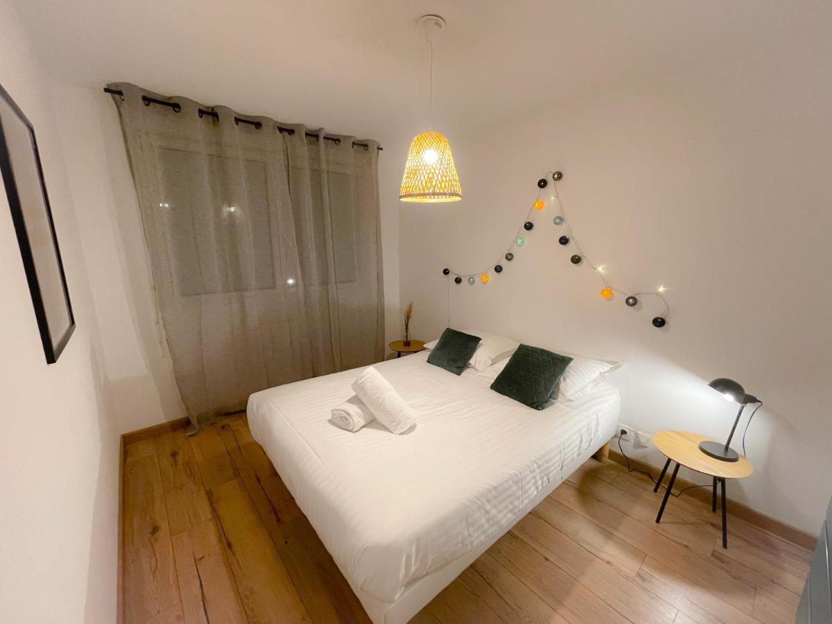 Appartement 2 Chambres Le Descartes Calais Exteriör bild